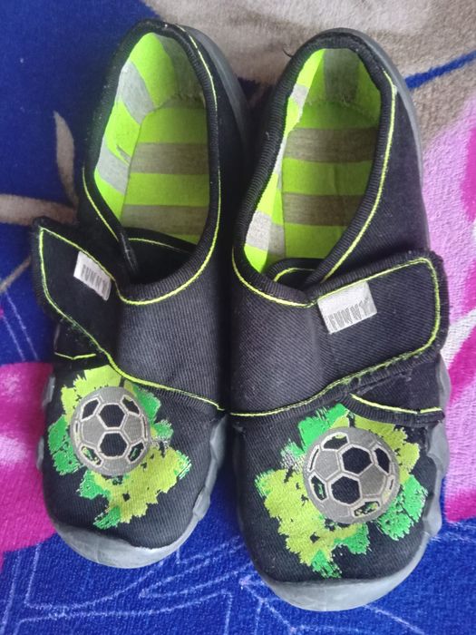 Тапочки на мальчика, для садика , дома