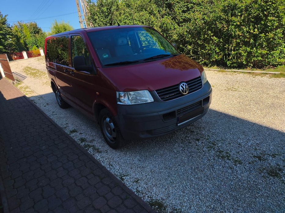 Bus VW T5 osobowy