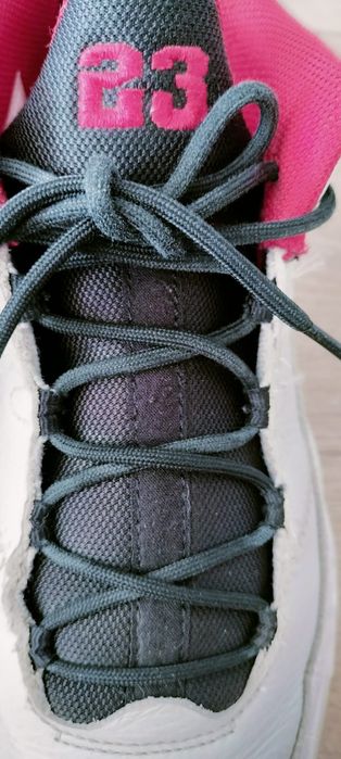Buty Jordan Aura r.42