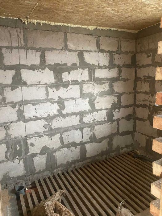 Продам гараж 75м2 в Гостомелі біля озера