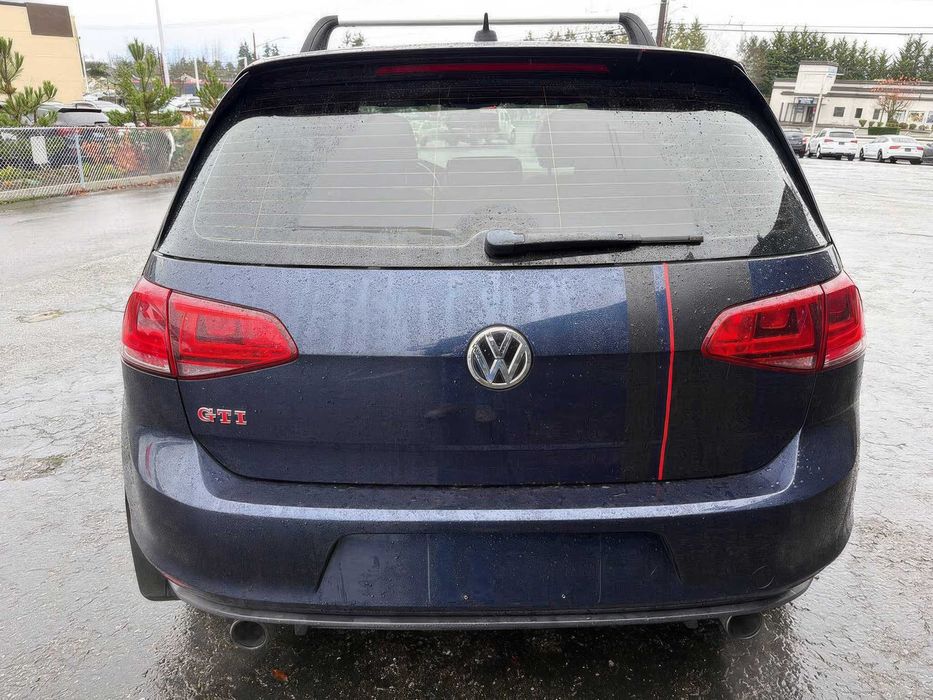 Volkswagen Golf GTI Autobahn 4-Door      2016