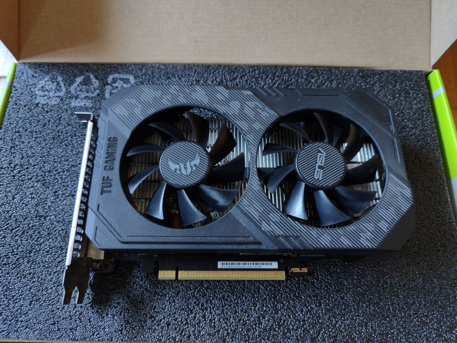 ASUS GeForce GTX 1660 Super 6gb