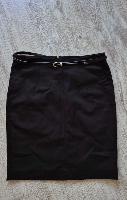 Czarna spódnica s Reserved