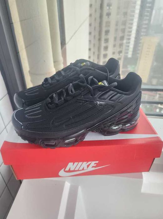 Trampki streetwear Nike TN Plus 3 czarne retro TD1 R.40
