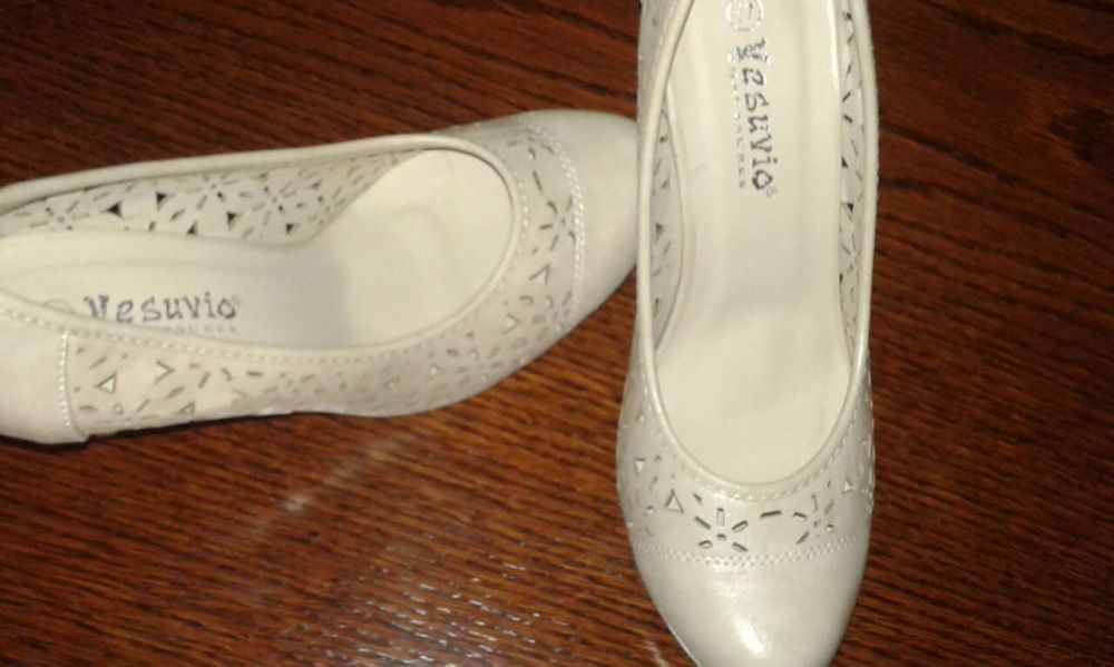 buty na obcasie czółenka