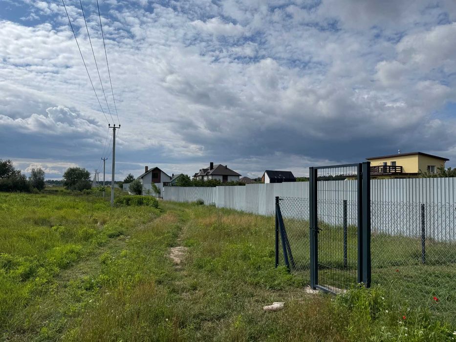 ПРОДАЖ комерційної ділянки 45 соток, 3-я від фасаду траси, світло підключено по 1000 уе сотка в Хотянівці !!
