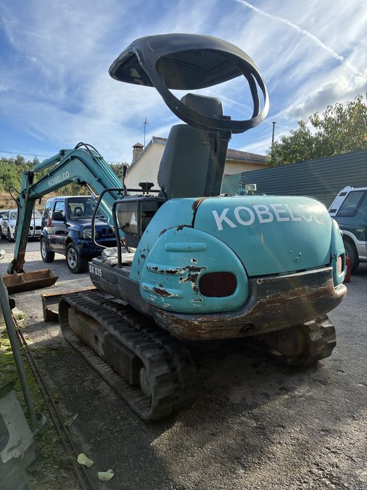 Mini Giratoria Kobelco 3.5 ton