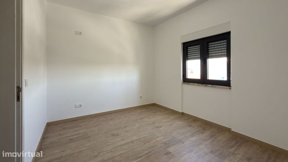 Apartamento T3 totalmente renovado em Pinhal Novo