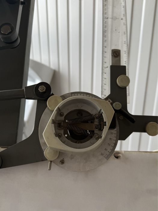 Profesjonalny stół kreślarski Skala