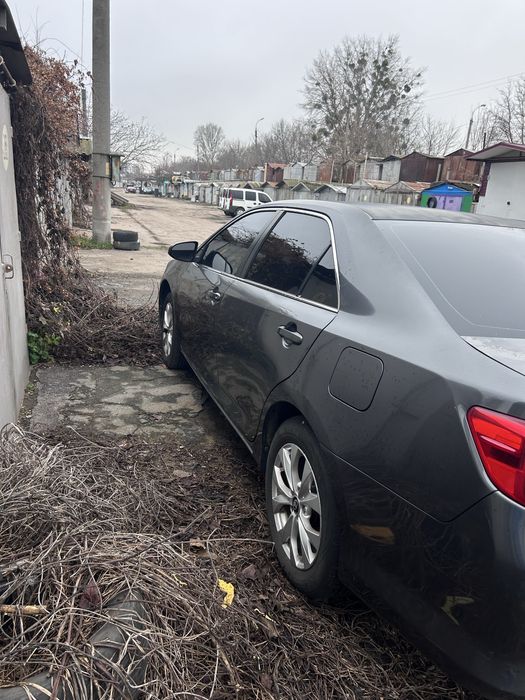 Тойота Камрі 2.5 газ бензин