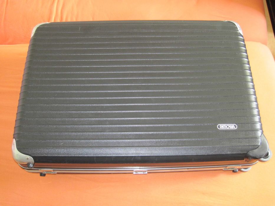 Walizka Rimowa średnia