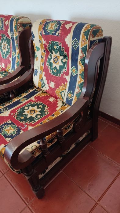 2 cadeirões | Alt. 97 x Compr. 87 x Larg. 71 cm