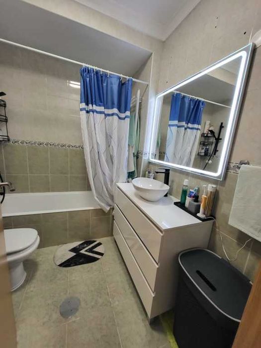 Vende-se T3 , centro de Alfena