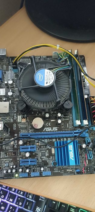 Материнська плата Asus P8H61-M LX3 R2.0