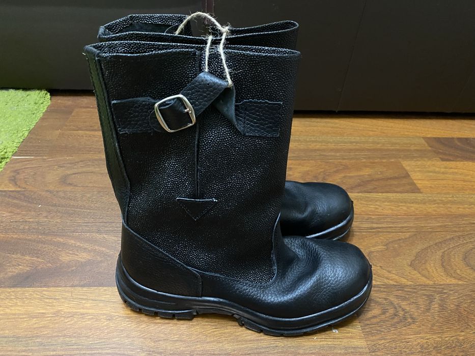 Теплі робочі чоботи 44 розмір з хутром