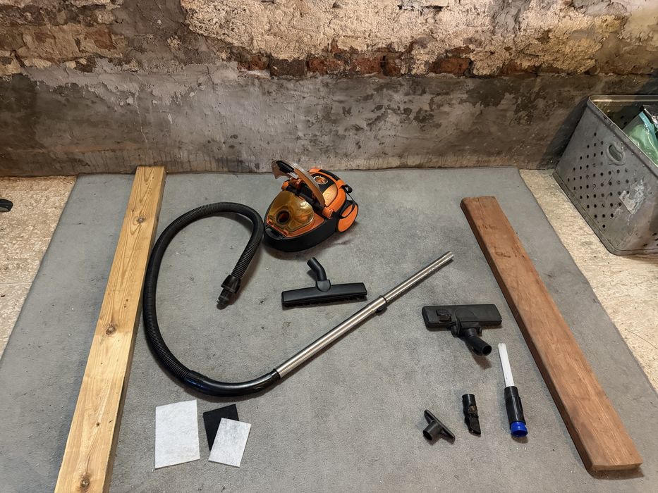 Rowenta Compacteo Cyclonic 1900W – sprawny technicznie