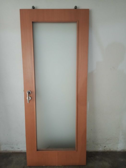 Portas com vidro fumado madeira + aros