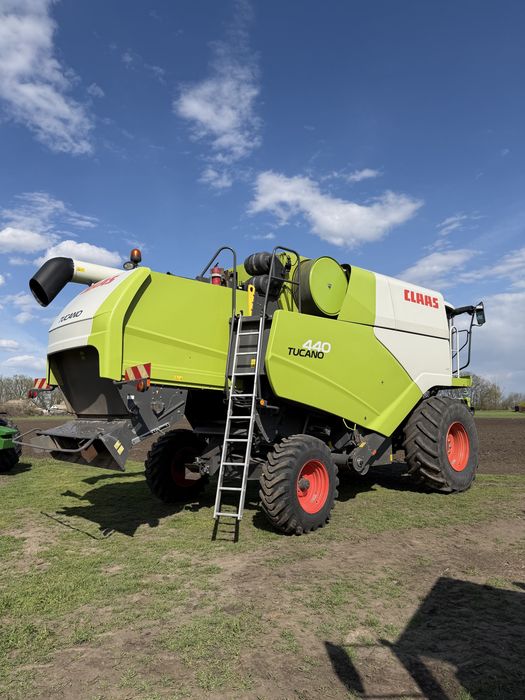 Claas Tucano 440 APS 2017
