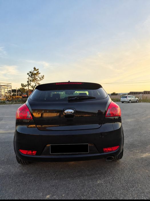Kia ceed 1.4 coupe gasolina