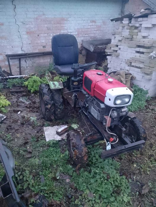 Минитрактор Зубр 12