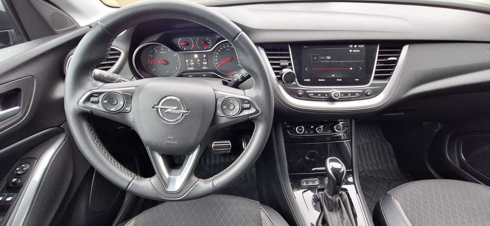 Opel Grandland X 1.2 S&S Auto Business INNOVATION