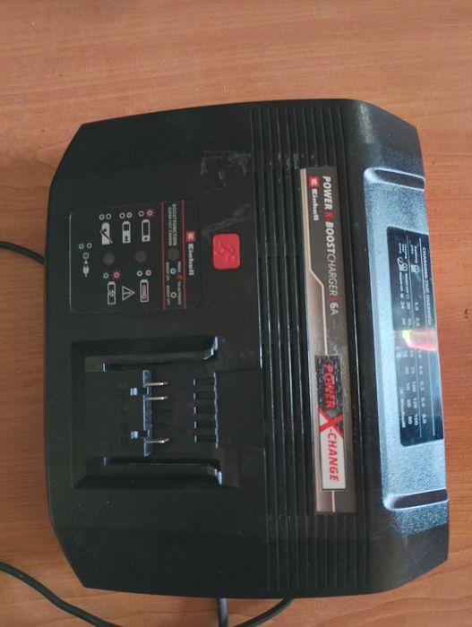 Ładowarka Einhell 6A