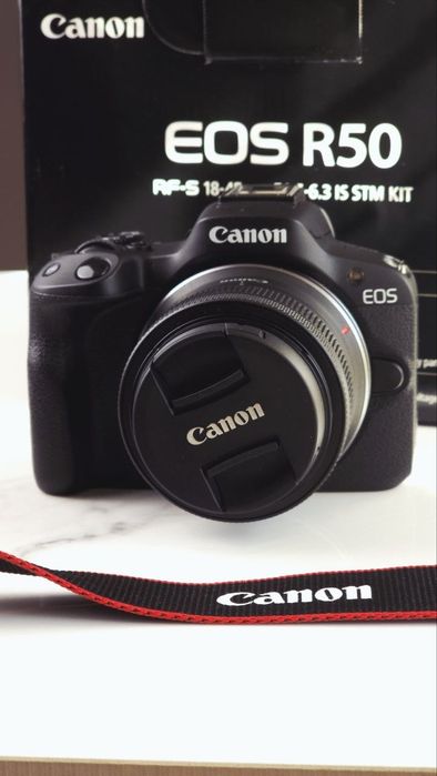 Canon R50 + RF-S 18-45mm