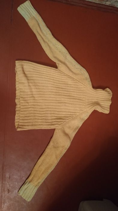 Продам свитер р.54