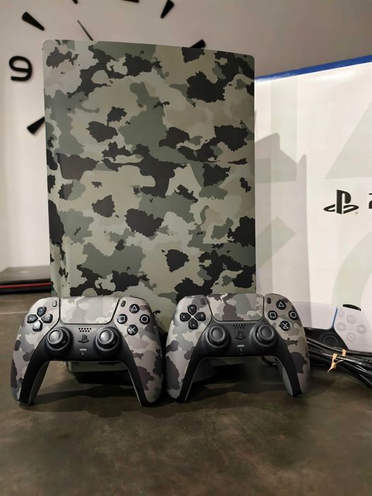Playstation Ps5 + 2 pady + pudełko - stan idealny