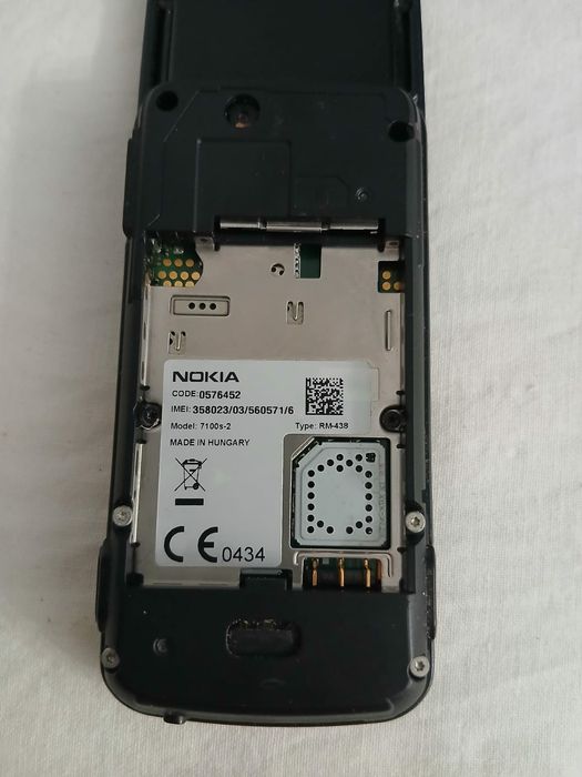 Nokia Modelo 7100S-2 Antigo