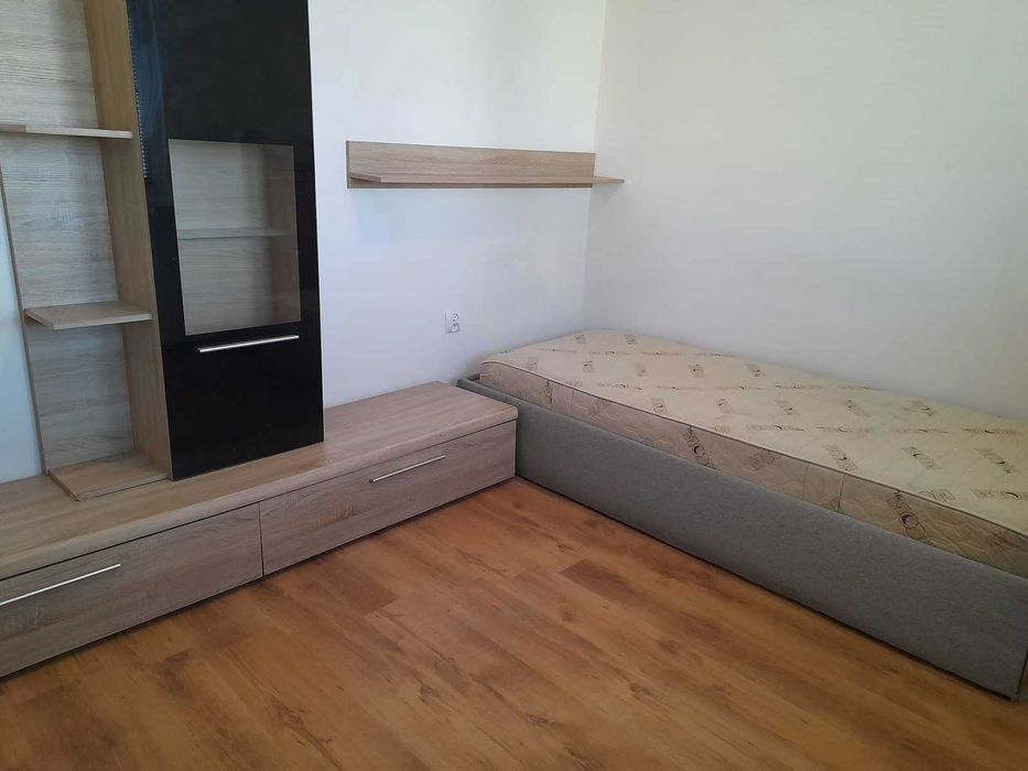 Kawalerka- wysoki parter