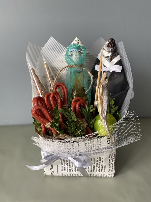 Смачний букет фудбукет букет з пивом букет з закускою букет з горішкам