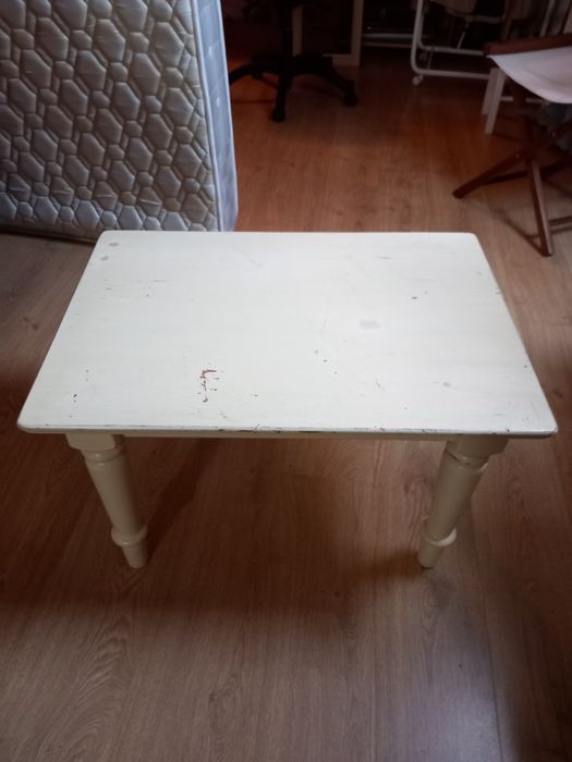 Mesa Companhia inglesa.  Abeto.