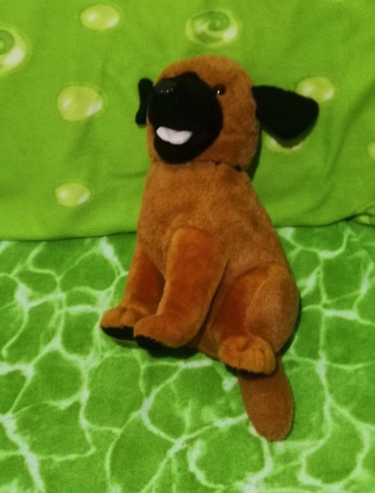 Peluche de cão mega fofo