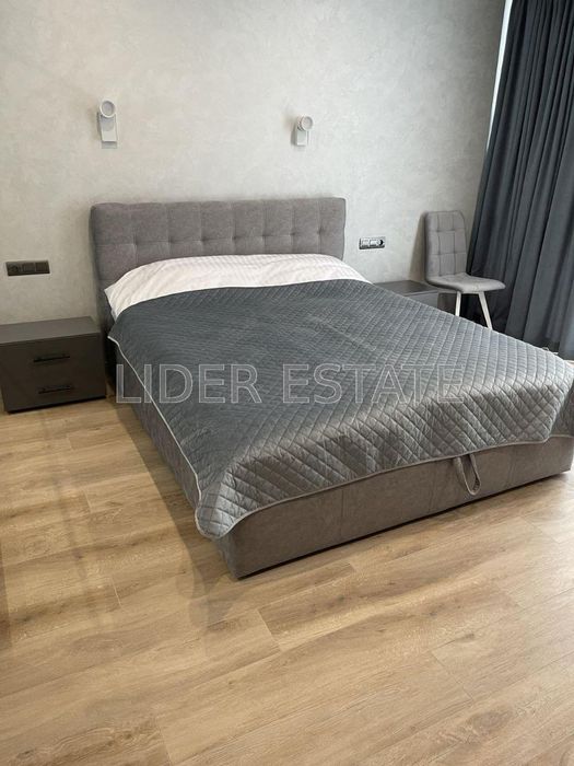 Продаж 1,5 кім кв. 37м², Солочин, 4/7 пов.