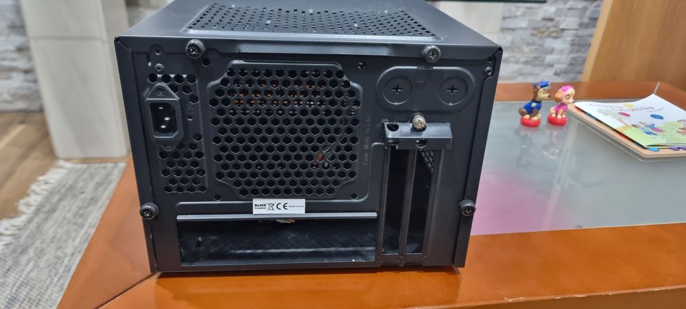 Torre micro atx-mini itx