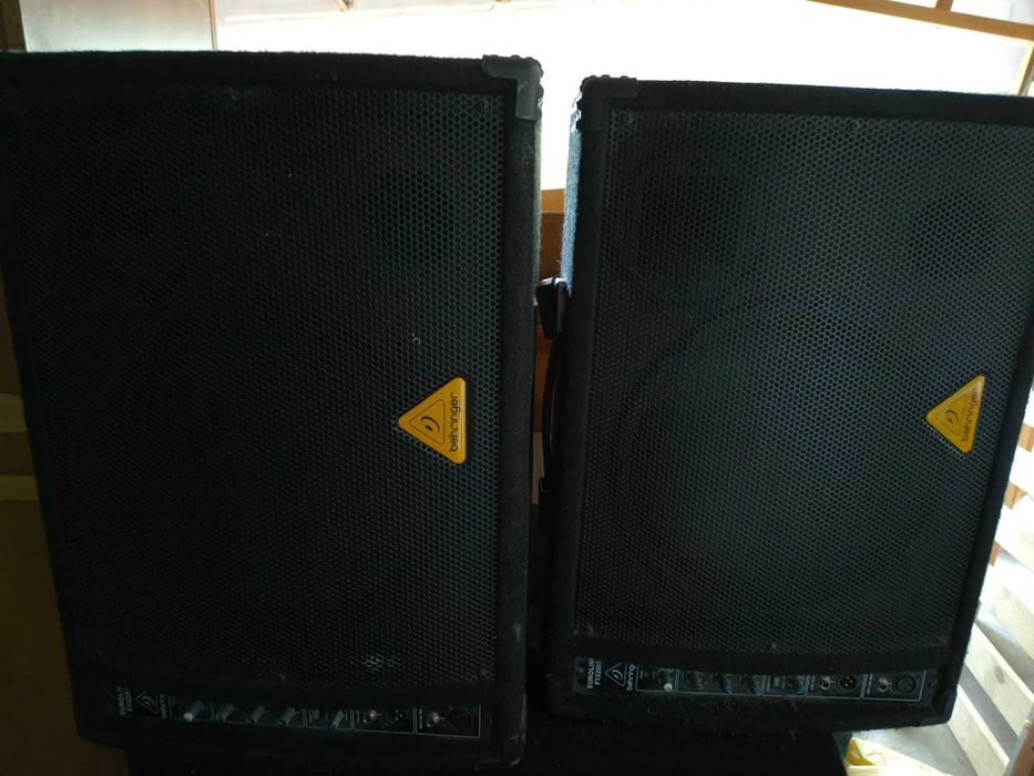 Behringer EUROLIVE F1320D – aktywny monitor sceniczny 300 W