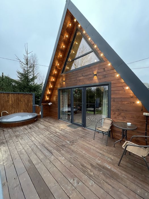 Оренда котедж з чаном в Карпатах у стилі А-фрейм