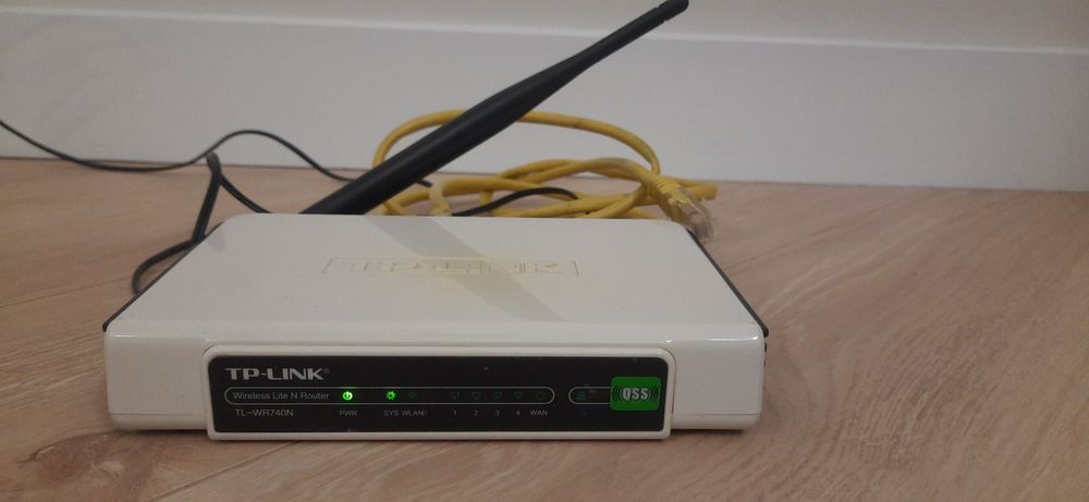 Ruter WiFi TP Link plus kabel ethernet