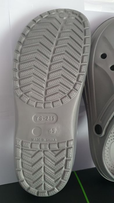 Crocsy  / klapki męskie szare z pianki rozmiar 45