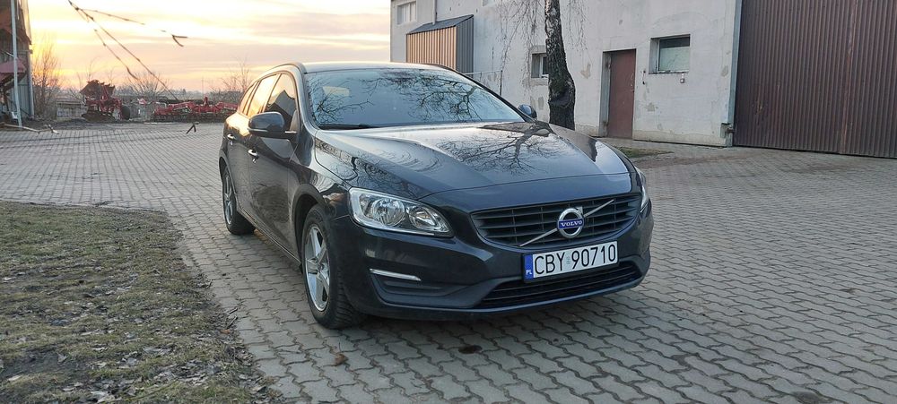 Volvo v60 d2 kinetic