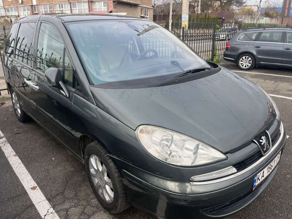 Продам автомобиль  Peugeot 807