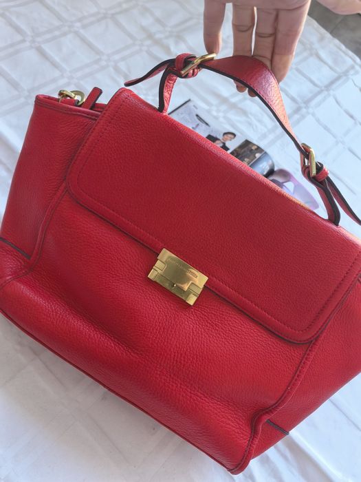 Viralowa torba damska czerwona marki Tommy Hilfiger