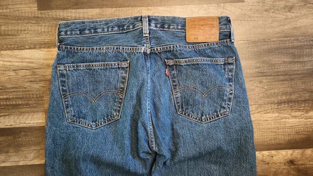 klasyczne ,proste spodnie LEVI'S 501 34/32 w super stanie