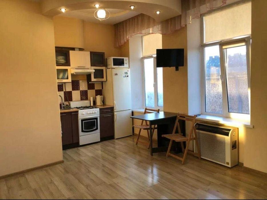 Здається в оренду 1 кім кв Підзамче (Рогатка)  !