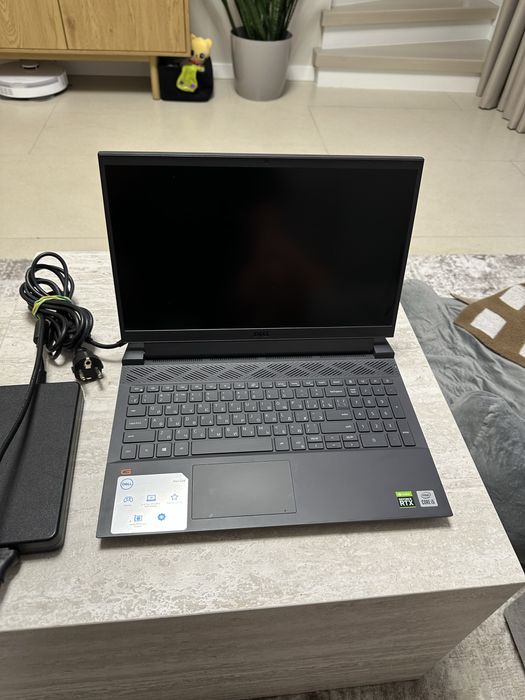 Ноутбук Dell 15.6. i5-10200H. 8/512gb. RTX 3050 4gb.