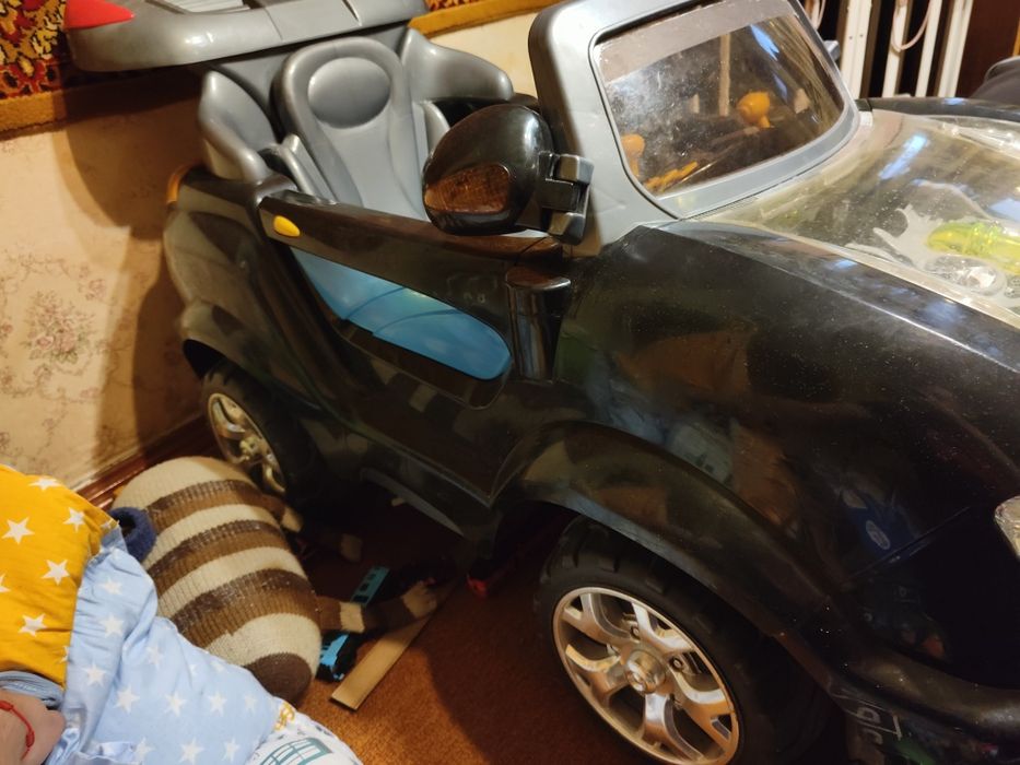 Детский электромобиль, машинка.