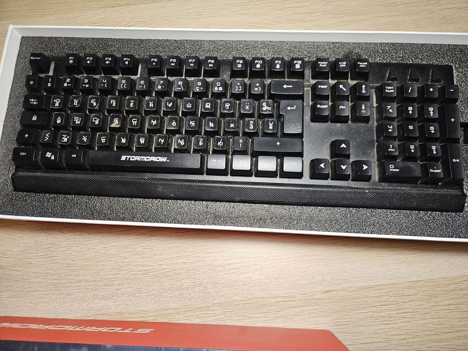 KIT STORMCROW periféricos