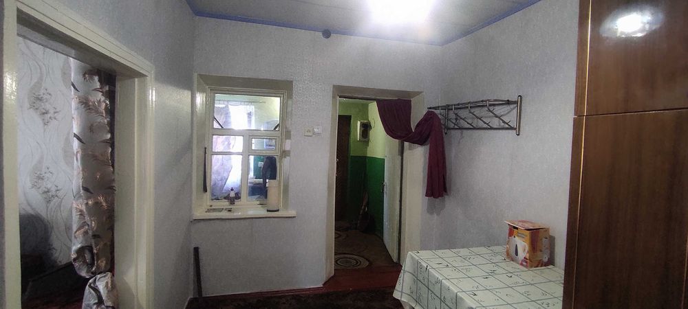 Продам частину будинку 40 м. кв. у хорошому житловому стані!