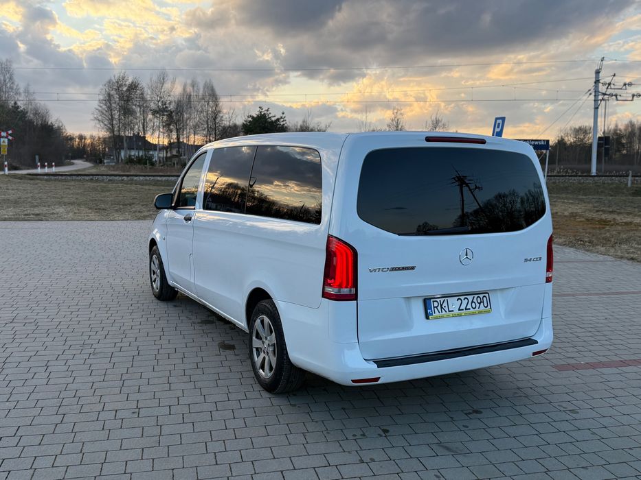 WYNAJEM Busa mini busa Mercedes Vito Tourer 9 osób Long 2.2 BiTurbo 7G